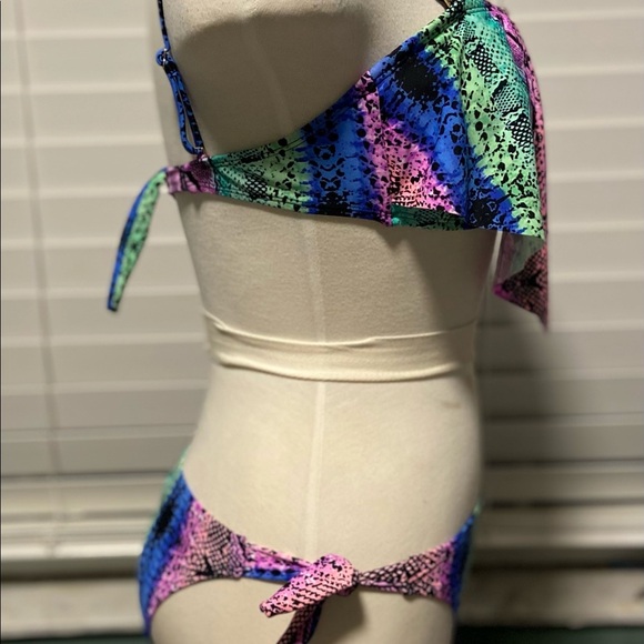 California sunshine two piece bikini - Picture 4 of 12